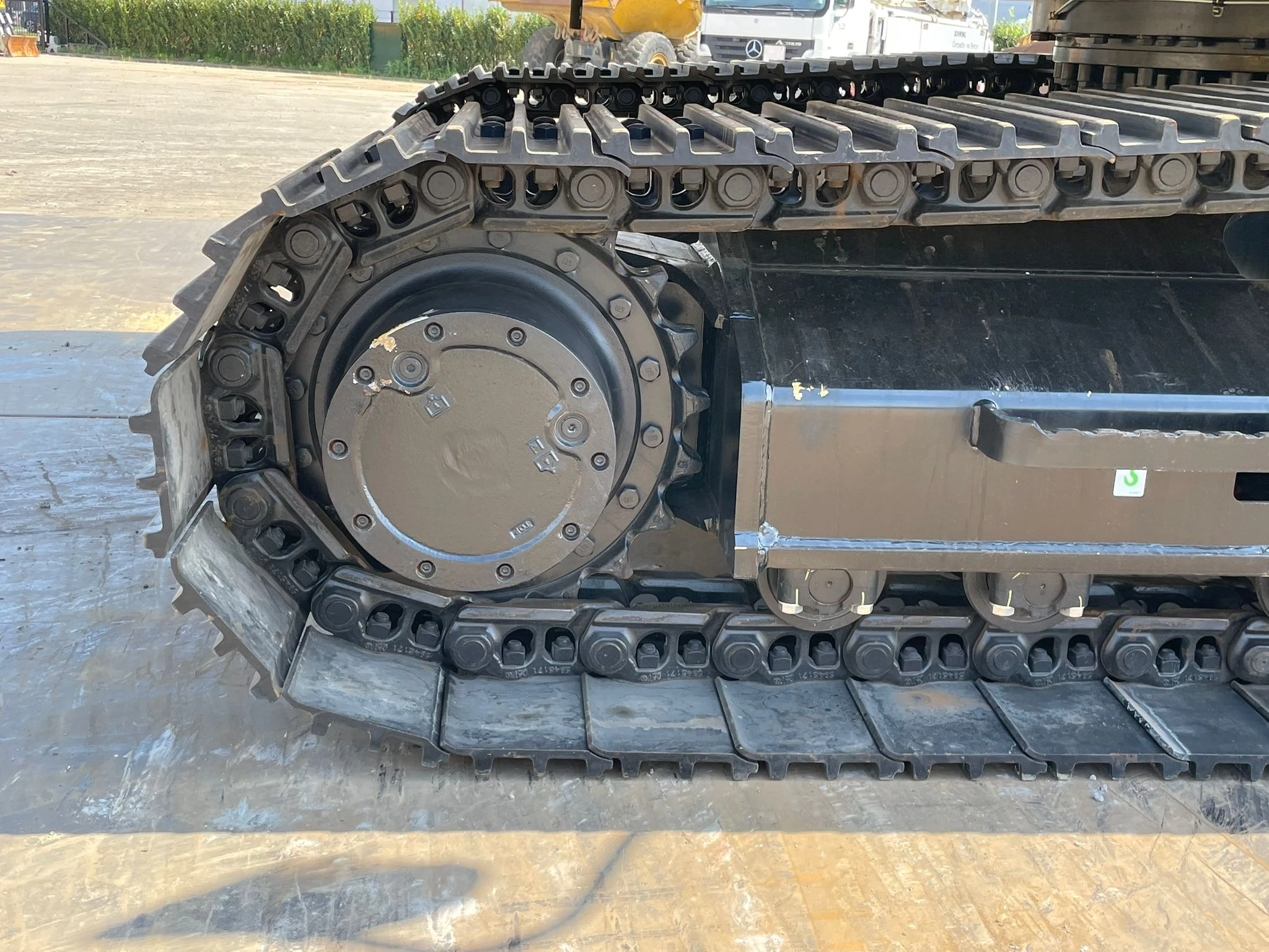 Caterpillar 323D3 2025 imagen 15