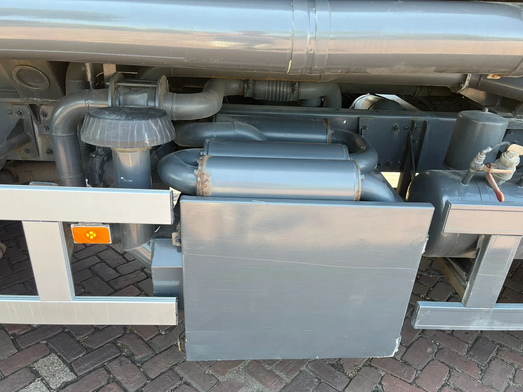 Volvo FM 2005 - 9 6X2R afbeelding 55