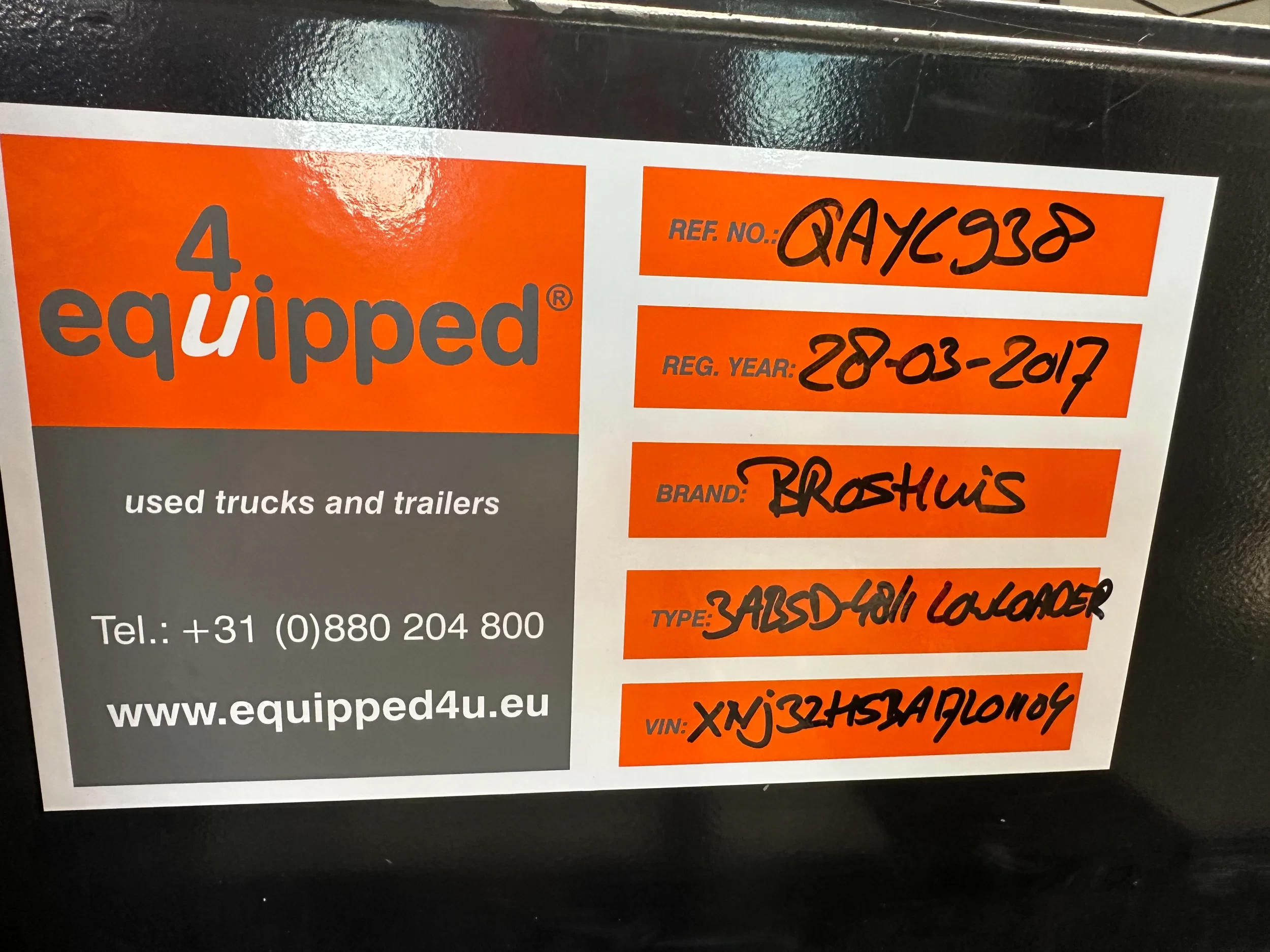 Broshuis 2017 - 3ABSD Lowloader 3-axle / GVW: 59.000kg / Neck: 23.000kg / hydraulic steering + ramps + loading table / 4.60m extendable / winch / liftaxle afbeelding 75