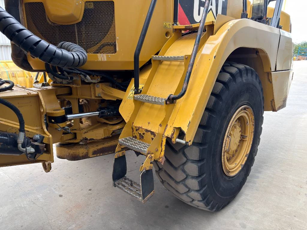 Cat 2014 - 730C zdjęcie 15