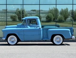 Chevrolet Apache 1957 - C1500 5.7 LITER V8 FULLY REPAINTED NEW UPHOLSTERING VERY MINT CONDITION image 2 thumbnail