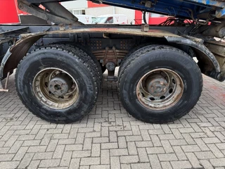 Scania P 2005 - P380 / ENGINE RUNNING / 6X4 / 2XBIG AXLE / FULL-STEEL / DRUM BRAKES / MANUAL / EURO-3 / 2005 obrazek 11