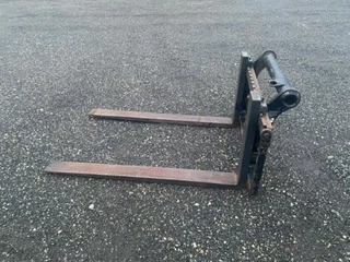Manitou N/A - Palletforks for Manitou telehandler image 1