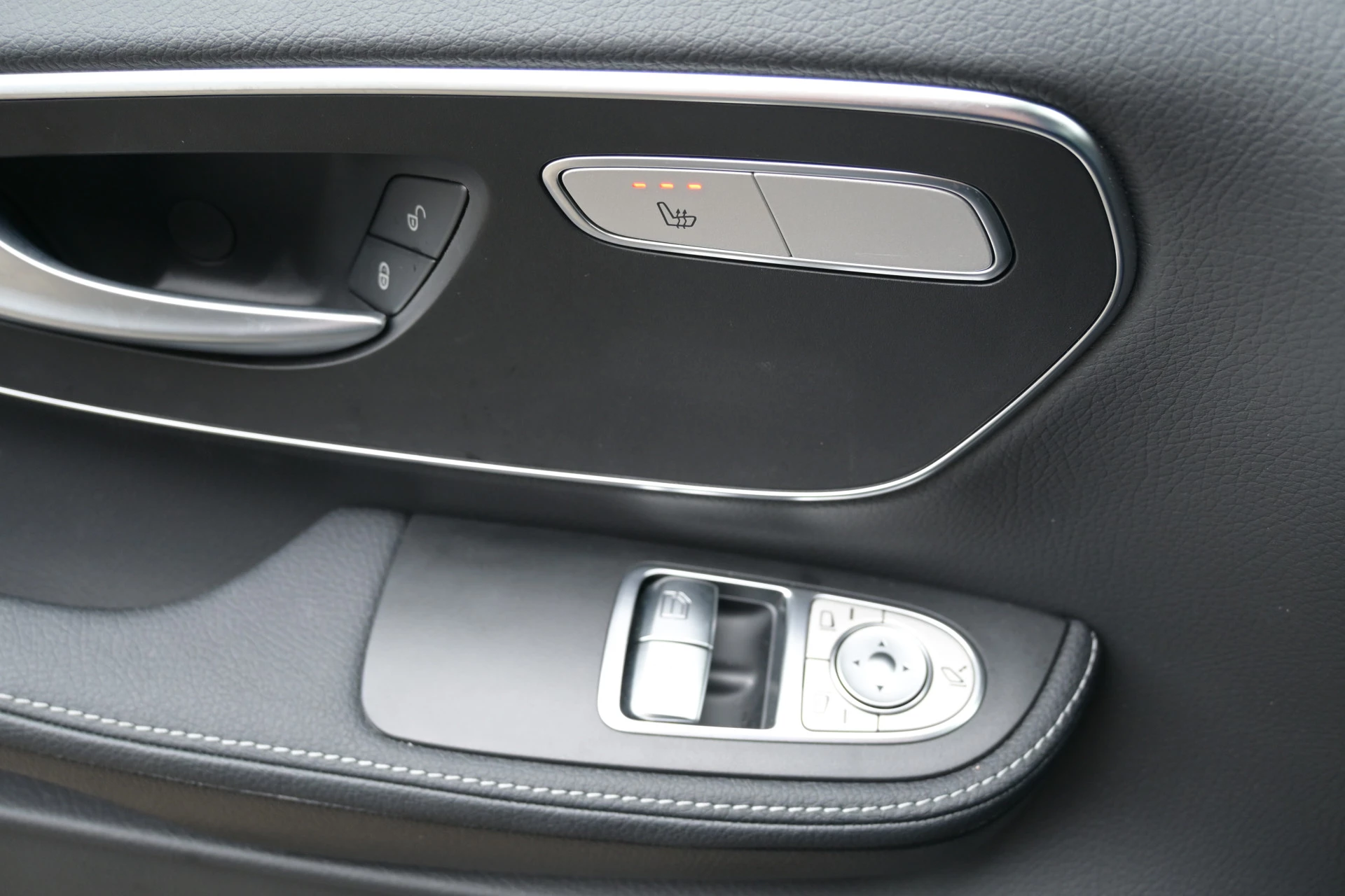 Mercedes-Benz EQV 2023 - 300 L3 Avantgarde 90 kWh Bild 19