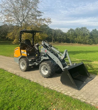 Giant 2700 HD 2022 te koop