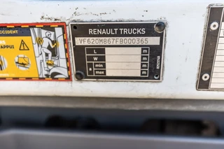 Renault N/A 2015 - D26.320-6x2+DHOLLANDIA 2T. imagen 21