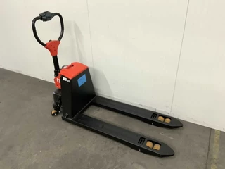 EP N/A 2026 - F3 Elektrische palletwagen incl. acculader zdjecie 7