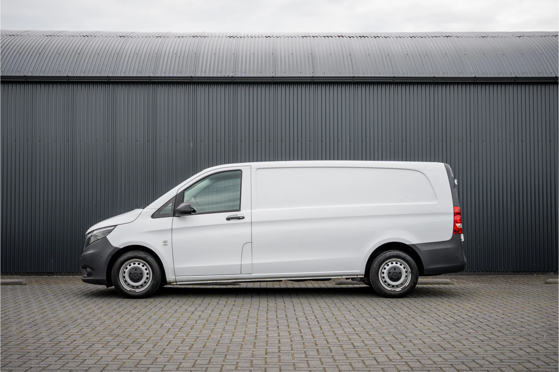 Mercedes-Benz Vito 2020 - 114 CDI L3H1 XL | Camera | Cruise | PDC | Airco | Trekhaak immagine 5