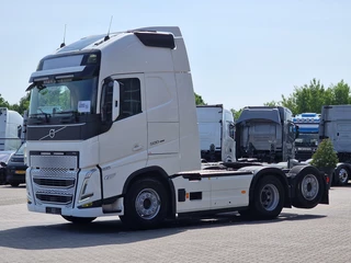 Volvo FH 2023 - 13.500 Globetrotter XL 6x2 - Retarder - Full air - Leather - Camera imagen 3