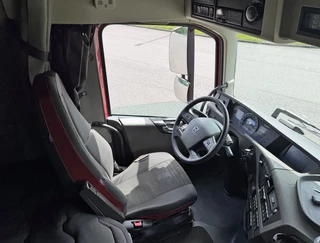 Volvo FH 2019 - 13.500 I-PARK COOL TRS COOLING ISOLATED BOX TAIL LIFT BURG TRAILER TOP CONDITION NL-COMBI image 9