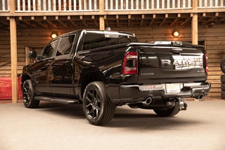 Dodge Ram 1500 2024 - 5.7 V8 4x4 Crew Cab Laramie image 4
