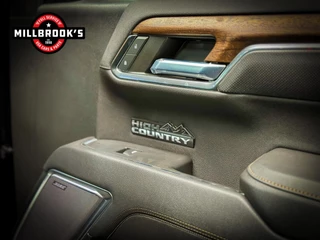 Chevrolet Silverado 2024 - High Country 6.2 V8 420 PK, obrazek 20
