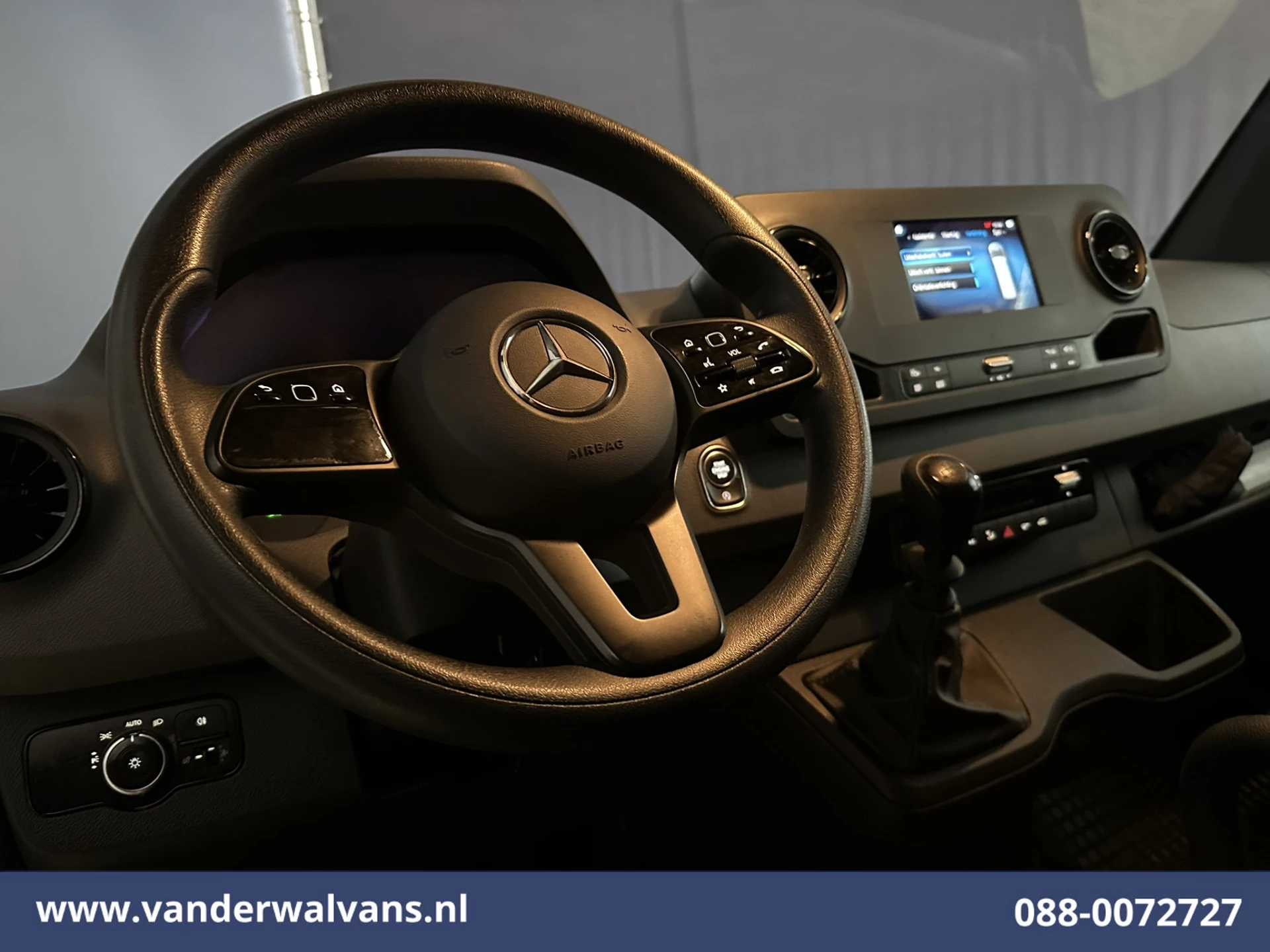 Mercedes-Benz Sprinter 2020 - 315 CDI 150pk L1H1 Euro6 Airco | Camera | Navigatie | Apple Carplay | Chauffeursstoel | Tachograaf obrázek 16