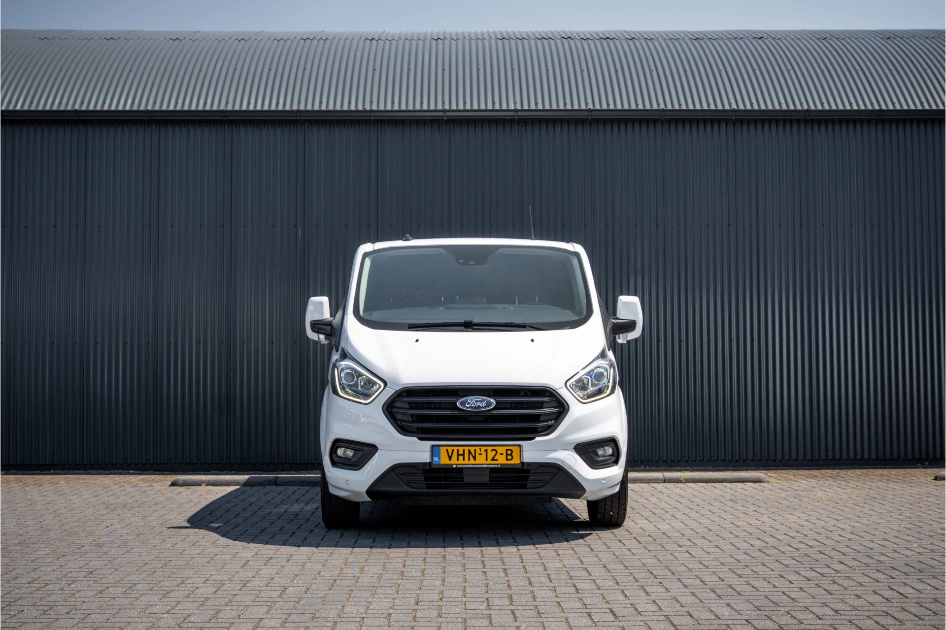 Ford Transit Custom 2020 - 2.0 EcoBlue L1H1 | 3-Zits | Automaat | LED | 1e Eigenaar | Cruise | Camera | PDC | Airco afbeelding 3