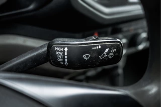 Volkswagen Crafter 2018 - 35 2.0 TDI L3H2 Highline | 141 PK | 4-Motion | Camera | Navi | Cruise | Airco obrazek 19