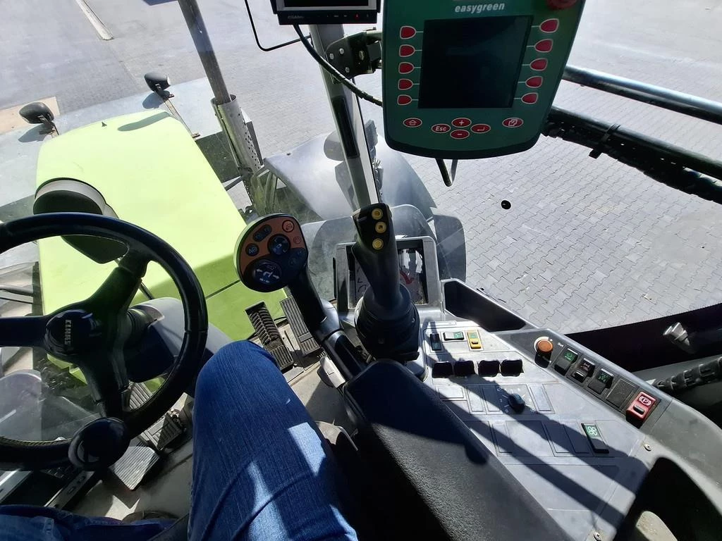 CLAAS 2010 - Xerion 3800 Trac VC afbeelding 13