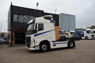 Volvo FH 2021 - 500 * EURO6 * 4X2 * image 2 thumbnail