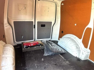 Volkswagen Transporter 2009 - 1.9 TDI AIRCO/CRUISE/FISCAAL GUNSTIG image 46