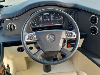 Mercedes-Benz N/A 2018 - Morelo Palace Liner 97 GO Slide-Out 300pk Slide-Out + Smart Garage image 40