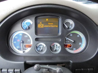 DAF 85 2012 - FAD 85-460 8X4 NL TRUCK bild 7
