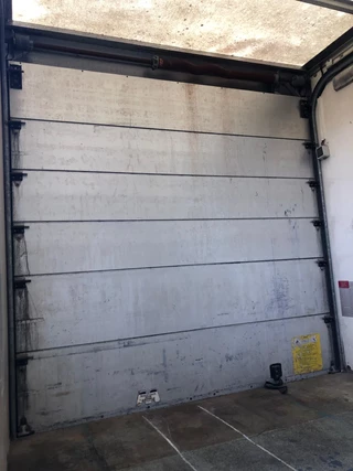 VAN N/A - Gesloten Laadbak 412 x 250 x200 cm. Licht-doorlatend dak , links en rechts deuren, achter schuifdeur. obrazek 9