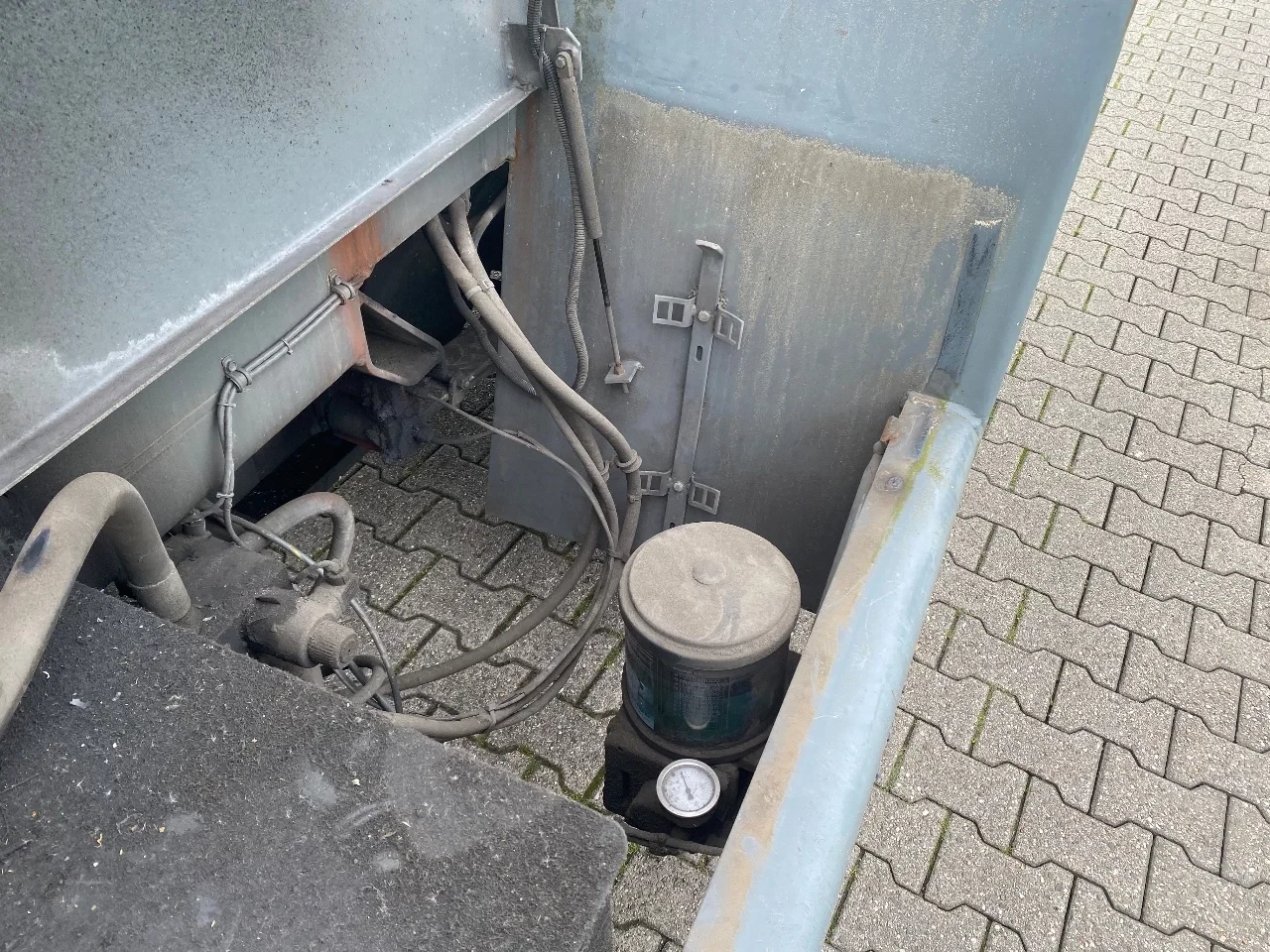 Sisu E 2001 - TRX 182 | HYDROLIC | CENTRAL LUBRIGATION | NO RUST !!! image 12