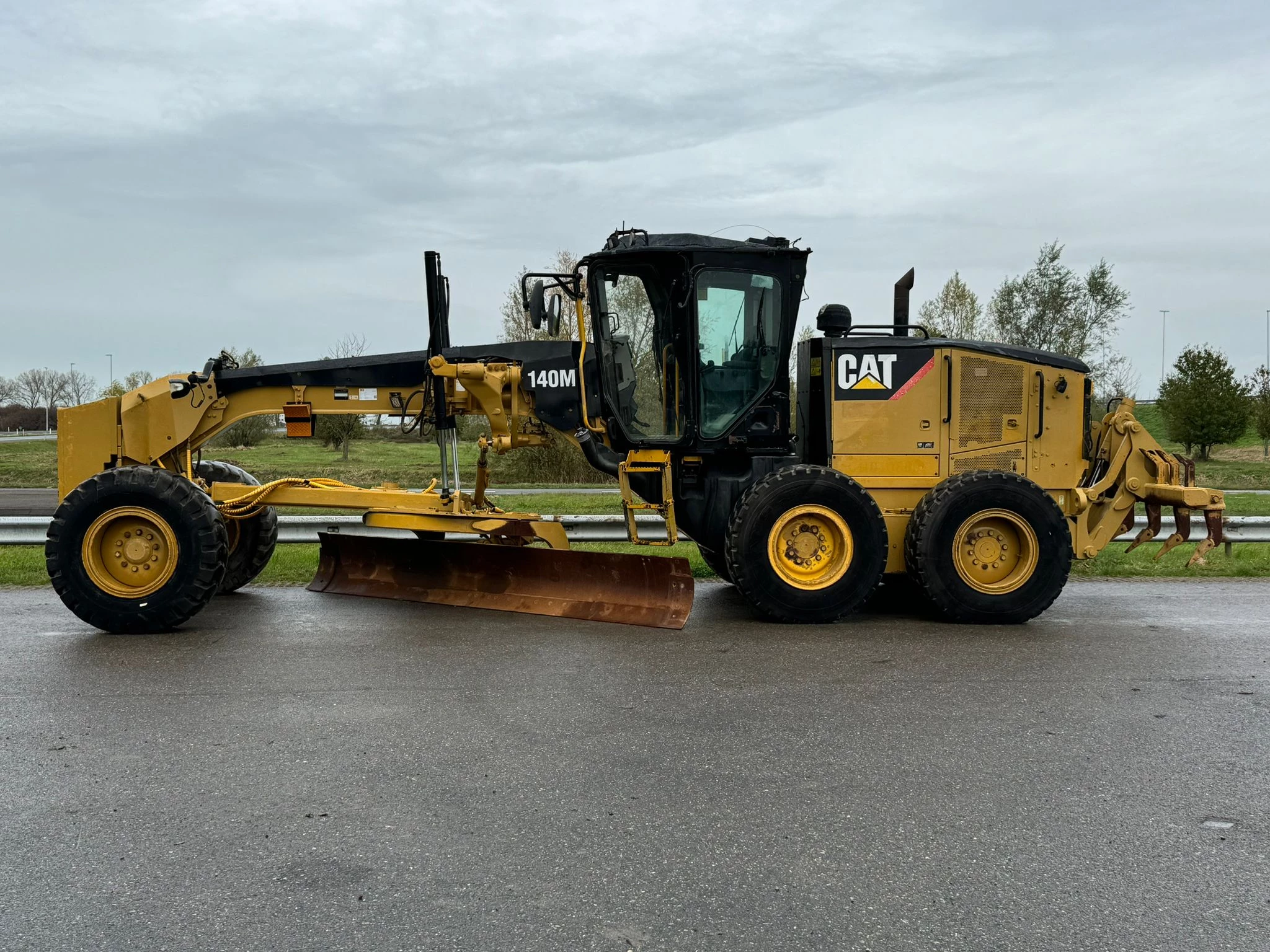Caterpillar 140M 2014 imagen 1