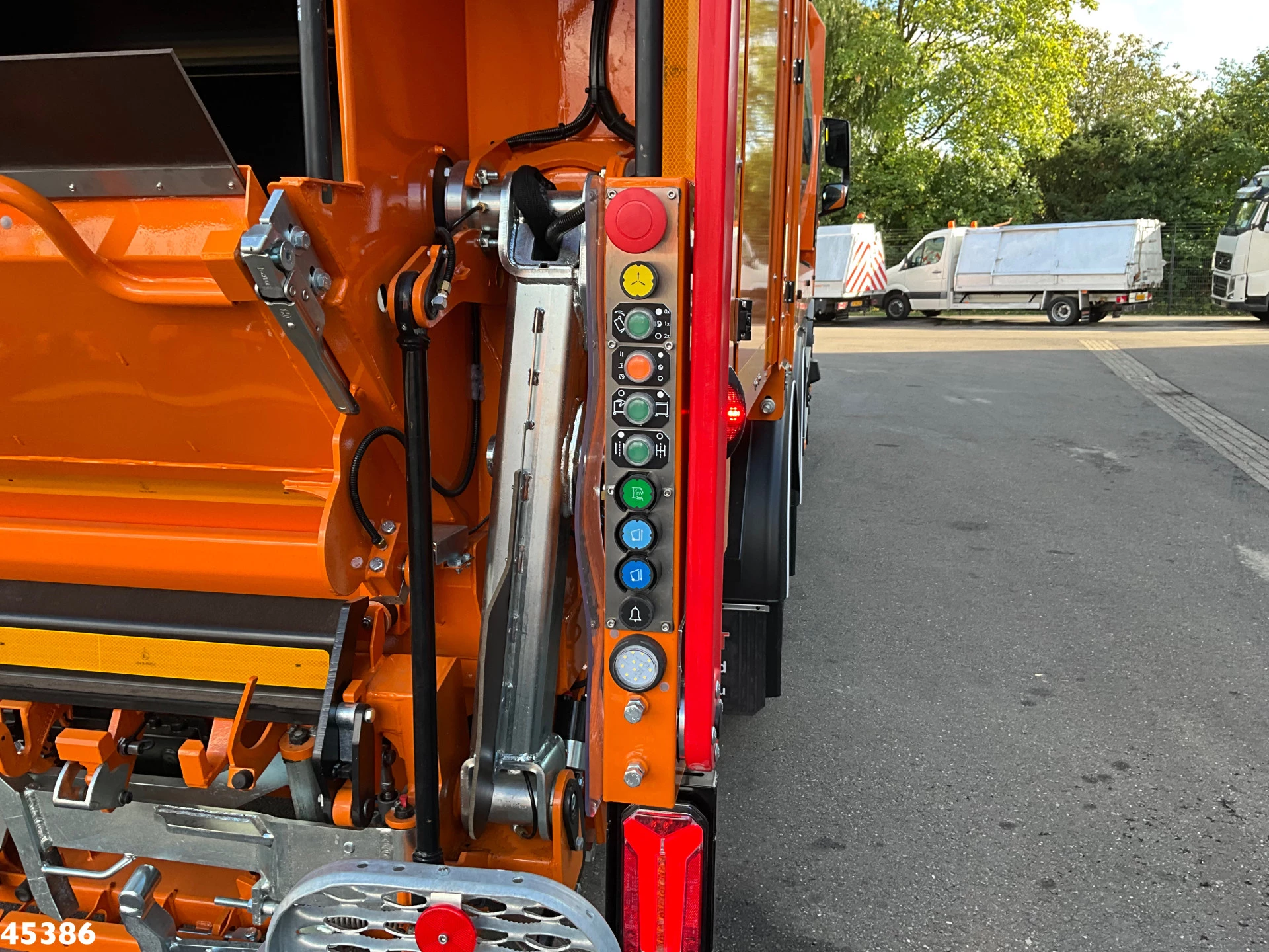 DAF FAG XD 300 Geesink 20m³ 2025 obrázek 23