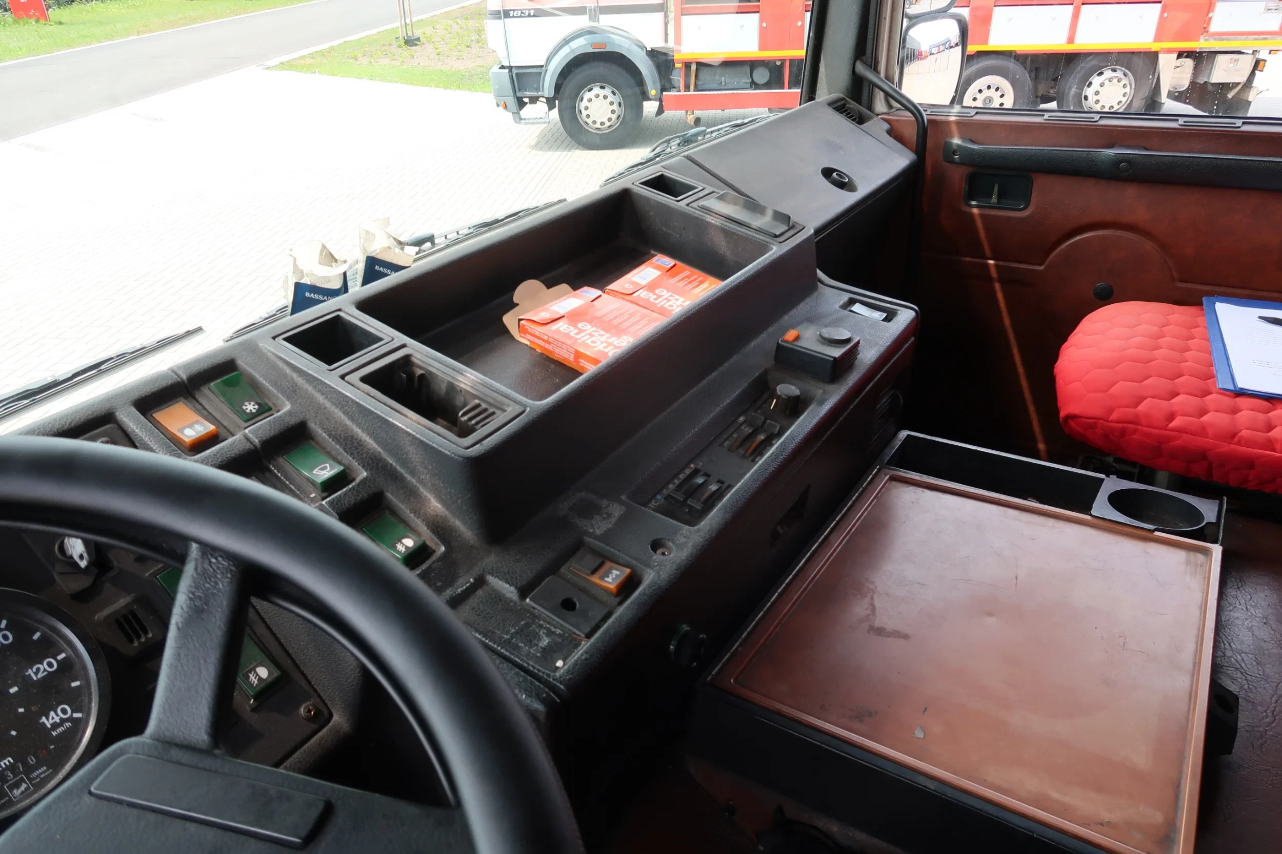 Volvo F 12.360 1985 - F 12.360 6x2 afbeelding 7