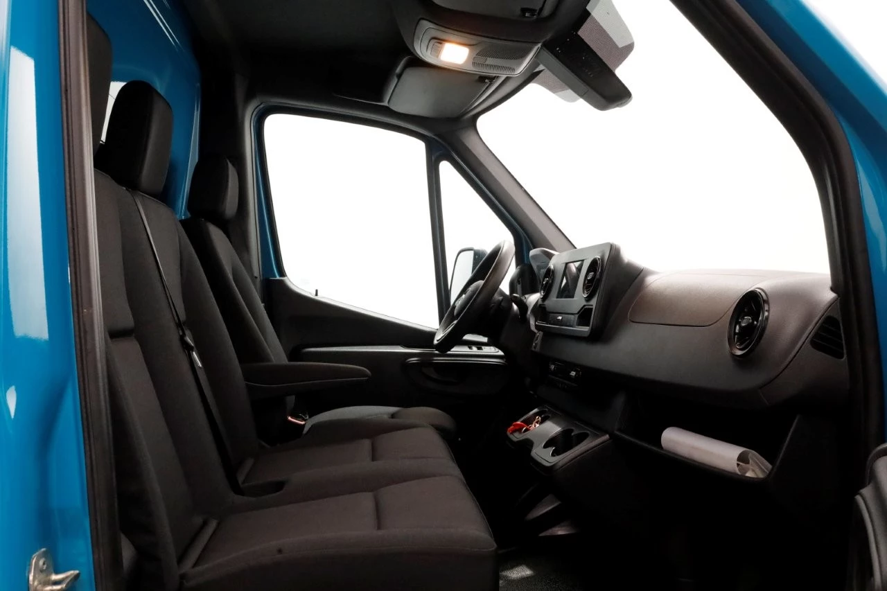 Mercedes-Benz Sprinter 2022 - 315 CDI 150pk 9G Automaat Bakwagen met laadklep en zijdeur H235cm 12-2022 Bild 5
