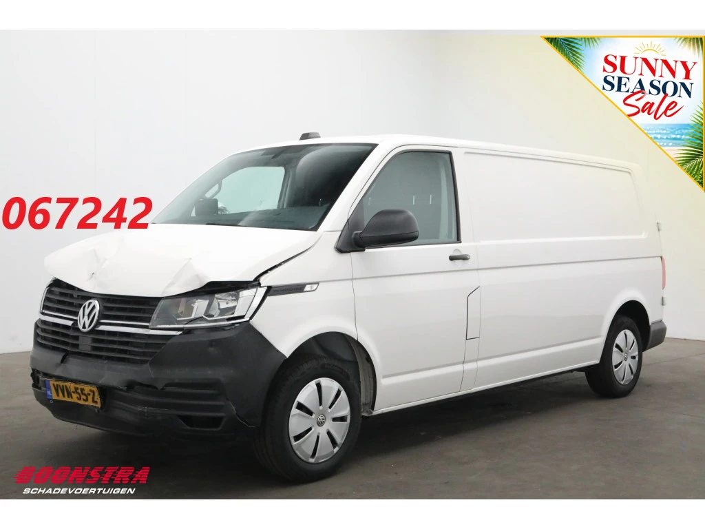 Volkswagen Transporter 2023 - 2.0 TDI 150 PK DSG L2-H1 Navi Airco Cruise AHK 53.404 km! afbeelding 1