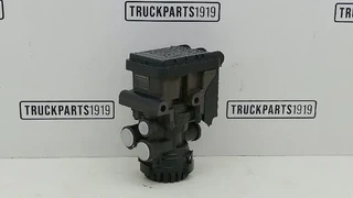 Knorr-Bremse N/A - Brake System Vooras EBS modulator MAN obrazek 1