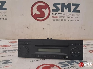 Mercedes-Benz N/A 2015 - Occ radio Mercedes image 1