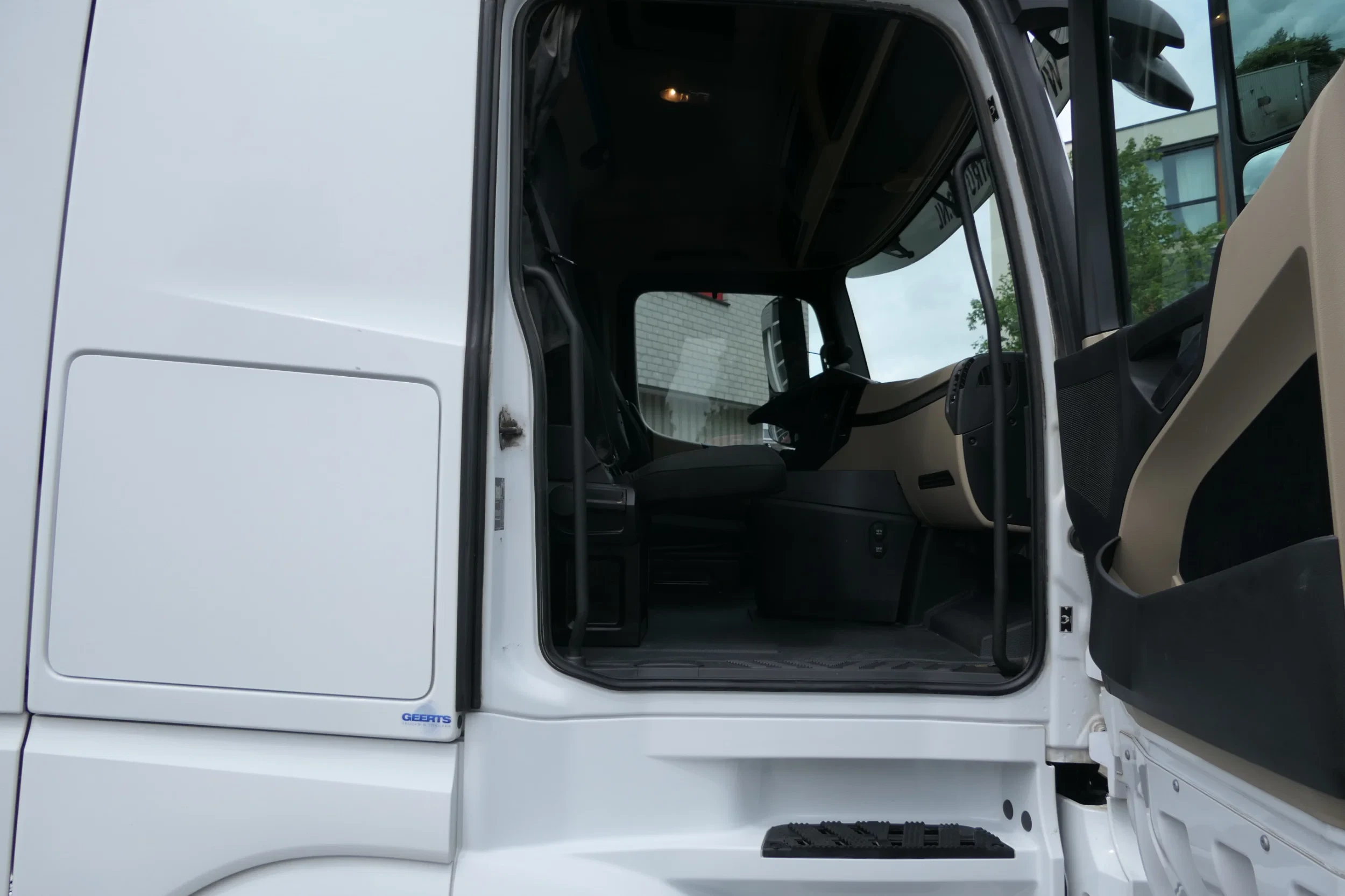 Mercedes-Benz Actros 2019 - 1945 | Hydraulic | Retarder | 521089Km | 2019 | Smart Tacho 2 | Stand Klima | Euro6 | TUV/MOT/APK 02-2027 | Belgium Truck afbeelding 46