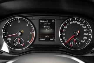 Volkswagen Amarok 2019 - Aventura V6 3.0 TDI 4x4 | x-Lang | 258 PK | 5-Persoons | LED | Camera | Carplay | Cruise | Trekhaak | Airco bild 16