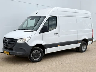 Mercedes-Benz Sprinter 2020 - 516 2.2 CDI L2H2 Dubbellucht 10 Inch MBUX 3,5t Trekhaak Climate Control Navigatie Parkeersensoren V + A for sale