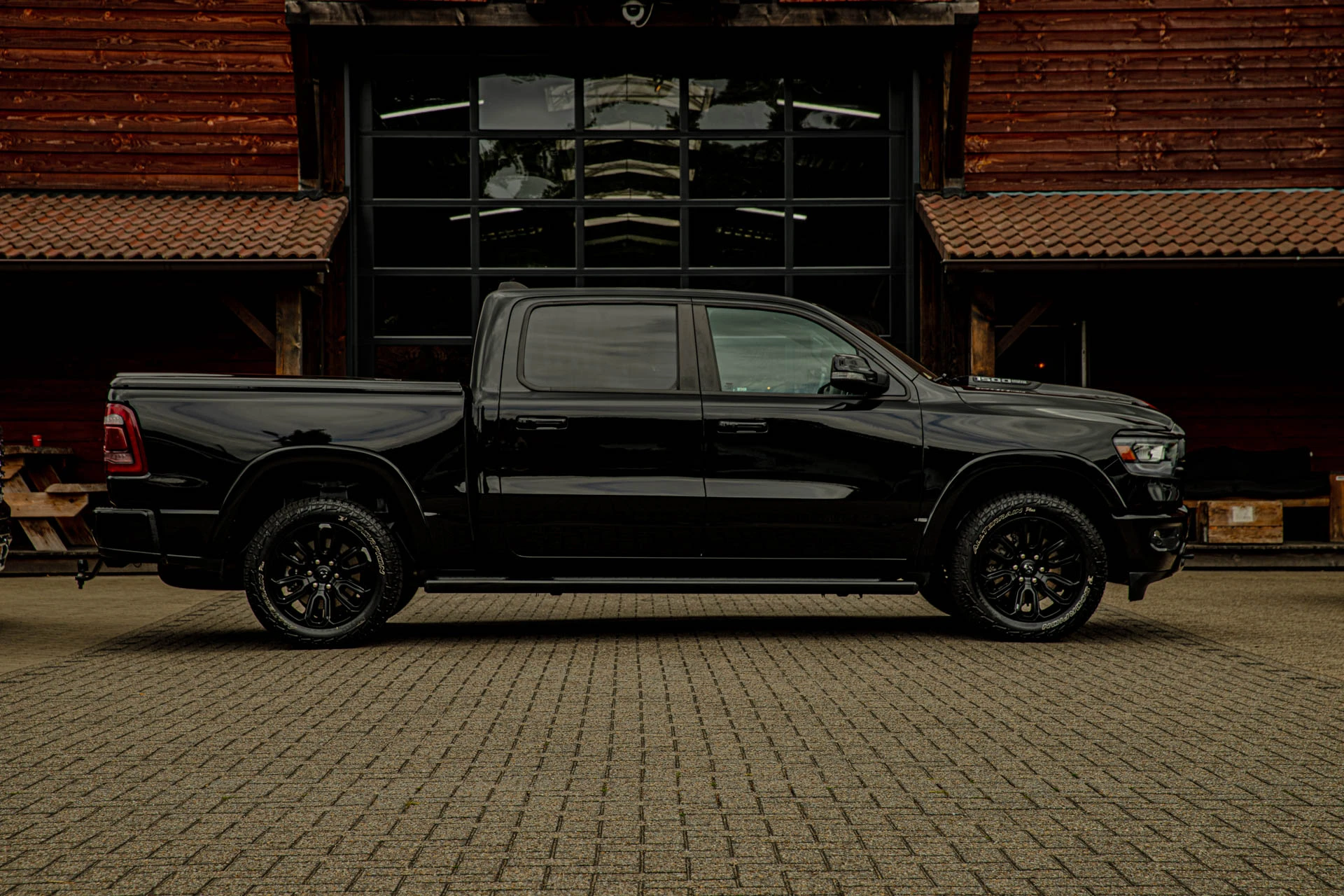 Dodge Ram 1500 2020 - Ram laramie V8 obrázek 7