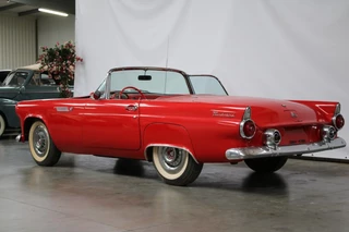 Ford Thunderbird 1955 - V8 obrazek 3