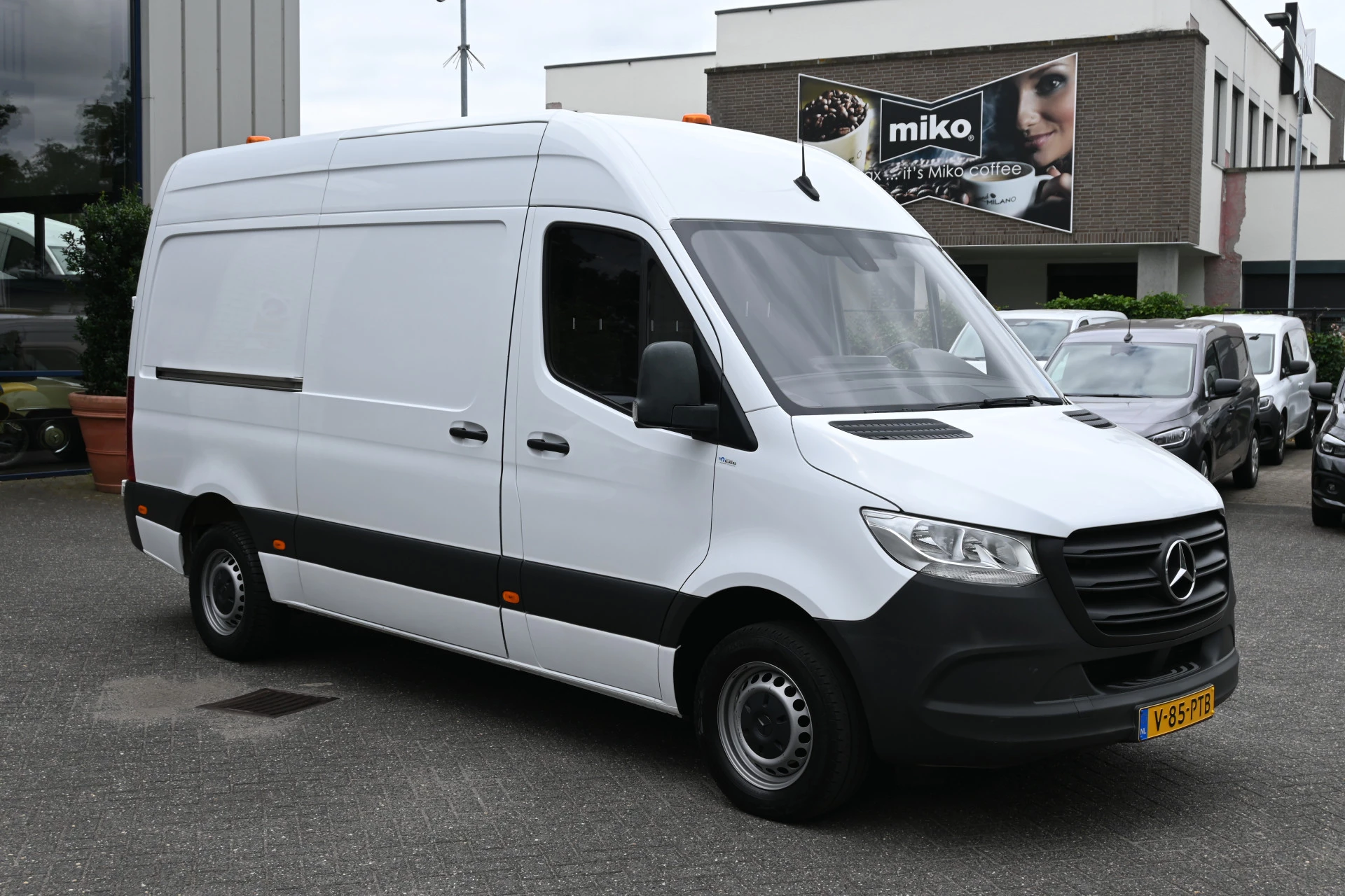 Mercedes-Benz Sprinter 2022 - 315 CDI L2H2 RWD obrázek 10
