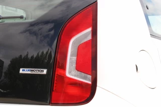 Volkswagen up! 2015 - 1.0 Move Up! BlueMotion Navigatie 1eEigenaar !!NIEUWBINNEN!! obrazek 24