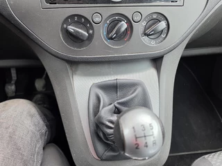 Ford C-MAX 2006 - Focus 1.6-16V Futura 04-2027 obrazek 7