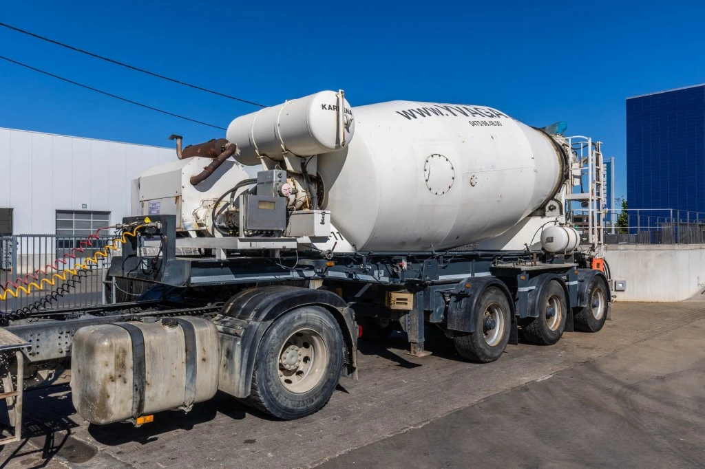 Renders 2012 - BETON MIXER 12M3 + MOTOR/MOTEUR/ENGIN (MALAXEUR/MISCHER) afbeelding 1