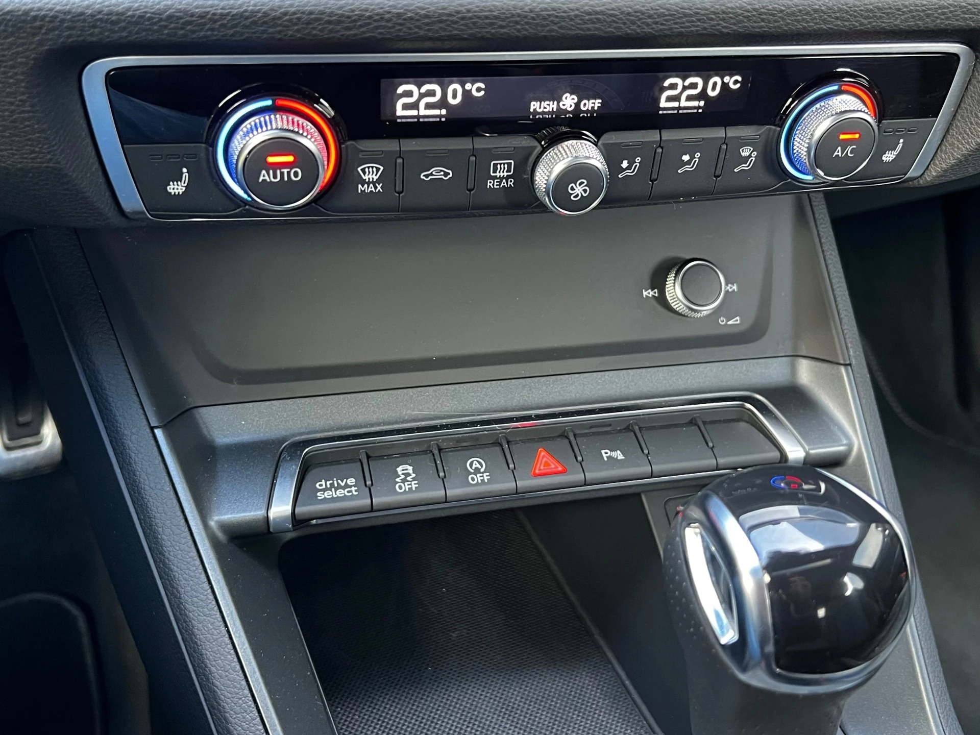 Audi Q3 2019 - 40 TFSI quattro S Line bj.2019 Pano|Navi|Autom|Nap. imagen 23