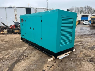Ricardo N/A 2023 - 400KVA 320KW SILENT 3 PHASE GENERATOR 50HZ 400V NE imagen 3