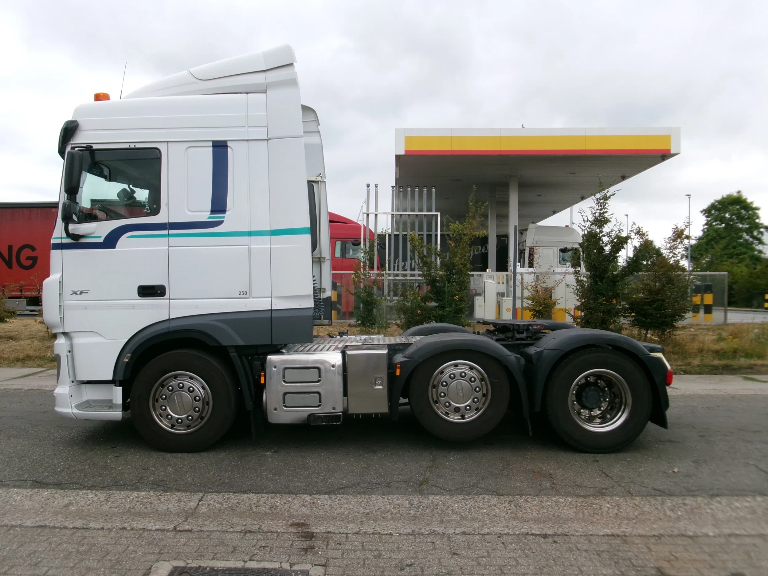 DAF XF 450 2019 - 6X2 NL TRUCK APK 07-2027 Bild 8