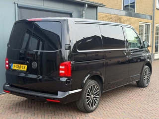Volkswagen Transporter 2018 - 2.0 TDI Bulli 150PK Leer Carplay PDC 18'' Recent Onderhoud bild 11