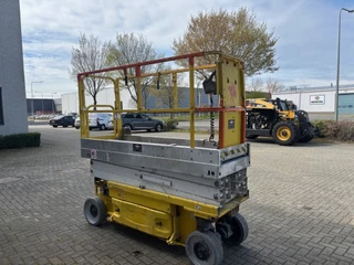 JLG N/A 2008 - 2030ES Electric scissorlift 2010 year imagen 3