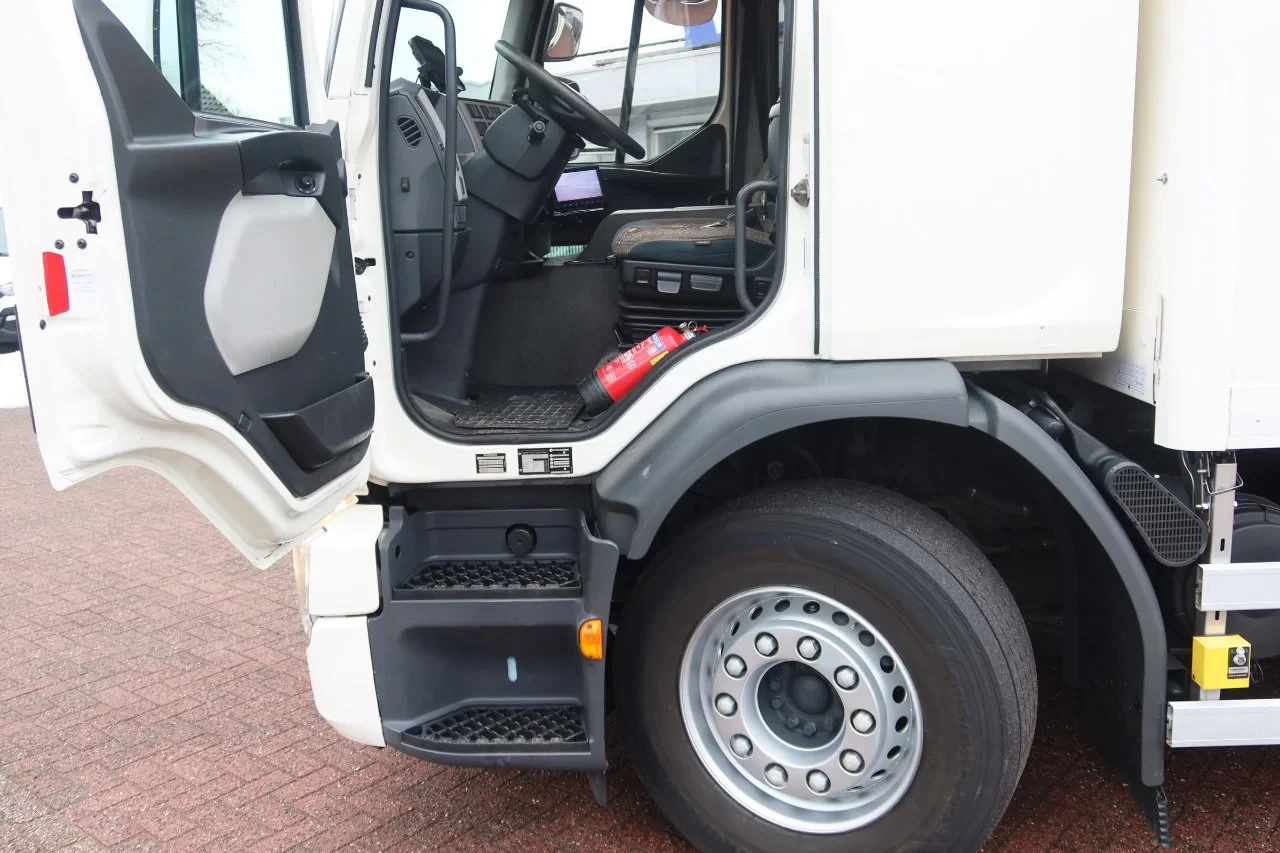 Volvo FE 250 2019 - Bak+Klep Dhollandia 2.000 kg 4x2. New tacho. Comfort cabine-Big space afbeelding 10