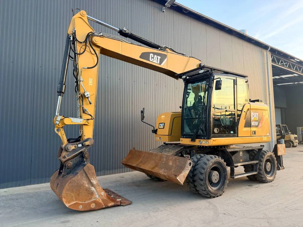 Cat 2018 - M315F afbeelding 1