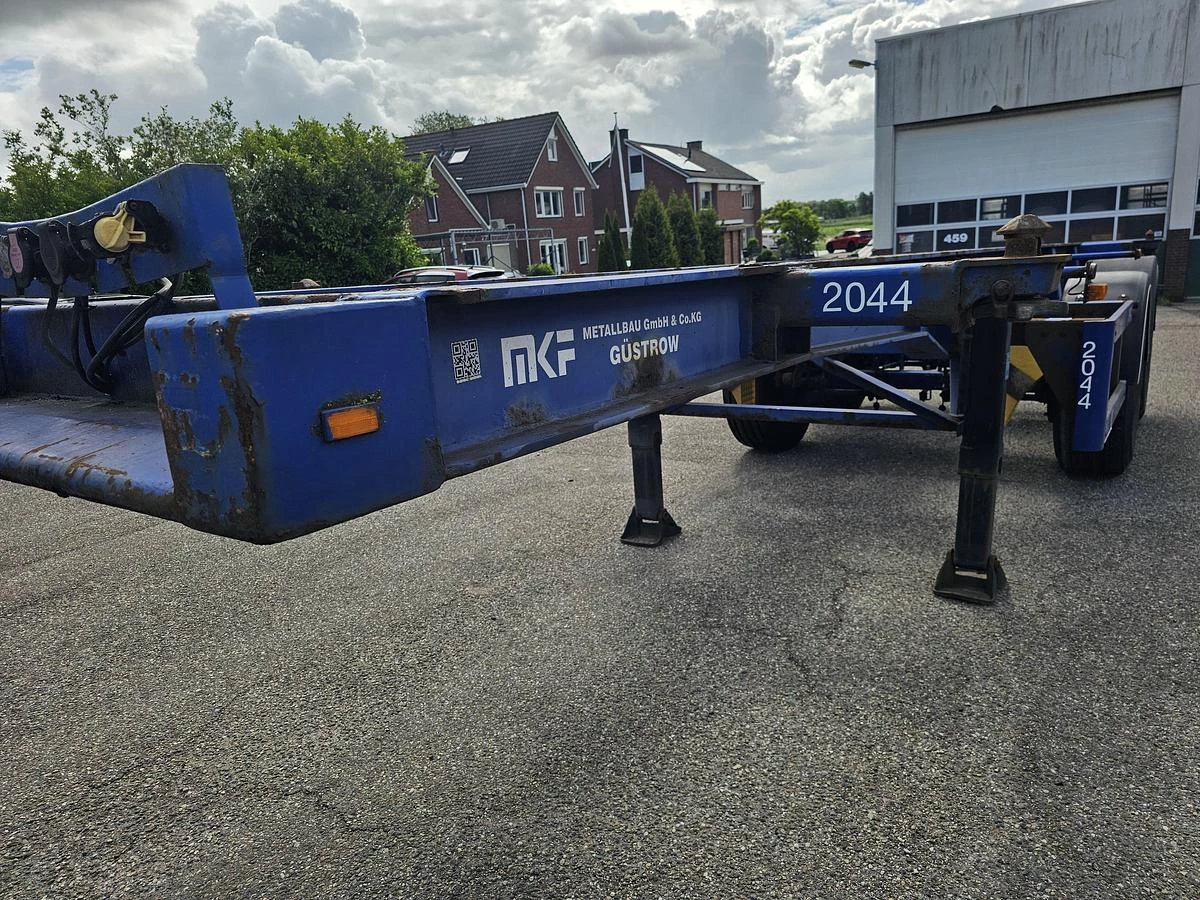 MKF METALLBAU CS 20 -20 FOOT- CONTAINER CHASSIS -HEAVY DUTY- BPW DRUM -STEEL SUSPENSION- GOOD QUALITY. 2007 zdjęcie 21